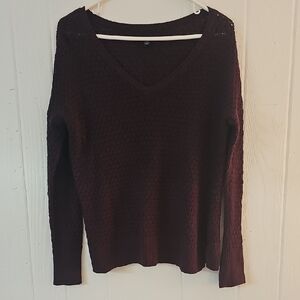 American Eagle Outfitters V-Neck Sweater - Maroon